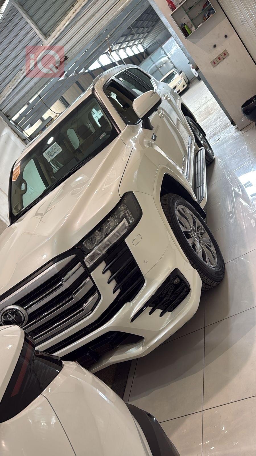 تويوتا لاندكروزر